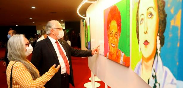 presidente do tse mulheres exposicao